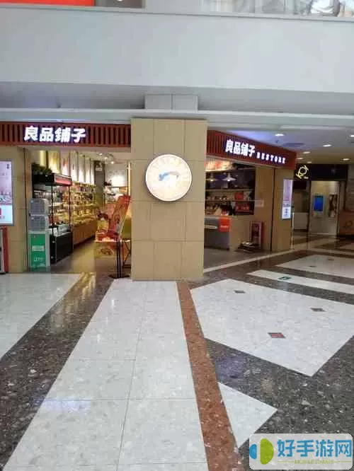 良品铺子多少家门店