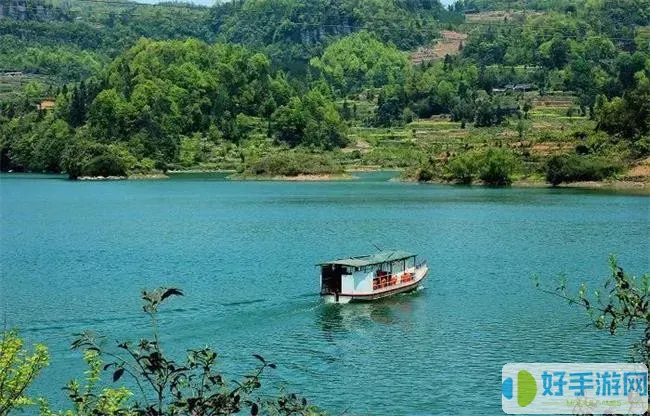 最近哪里旅游比较好玩-最近哪里旅游比较好玩的地方